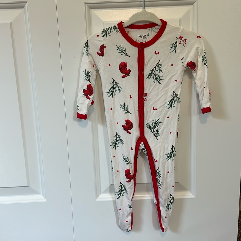 Kyte Baby snap footie, 0-3 month